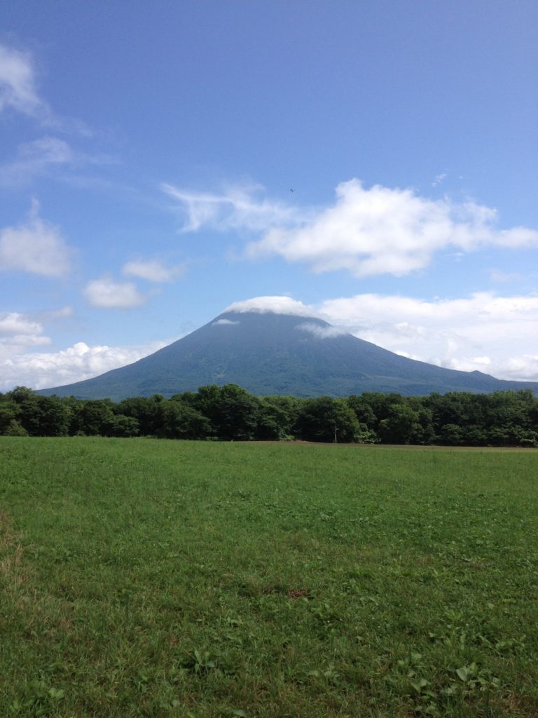 羊蹄山１往復と周囲１周